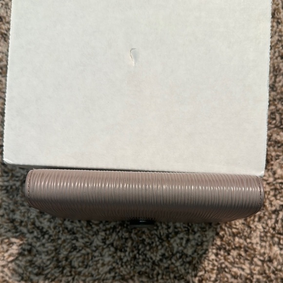 Louis Vuitton Epi Agenda / original papers /address book/ COA - Picture 4 of 16